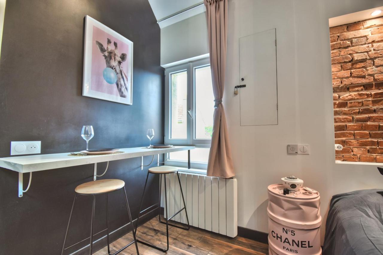 דירות מאנטנו * Le Loft Des Mysteres * מראה חיצוני תמונה